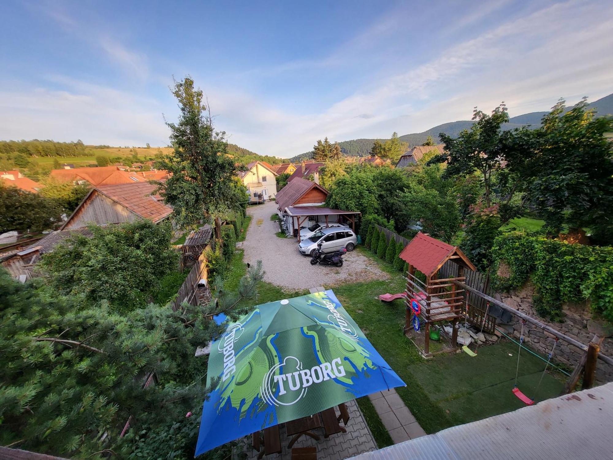 Betty Panzio Hotel Csíkszereda Kültér fotó